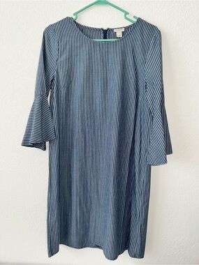 j Crew Women's Navy Stripe Bell-Sleeve Dress
